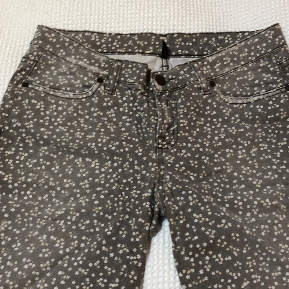 United Colors of Benetton Faded Frayed Pants - Picture 4 of 4